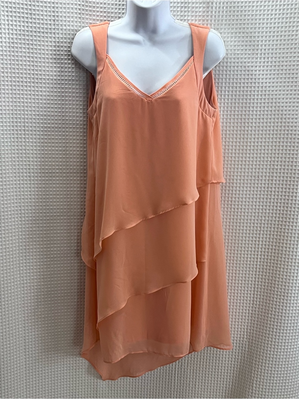 White House Black Market Peach Layered Chiffon dress size 6